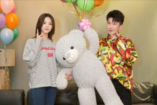 娱乐圈吃瓜音乐,音乐圈吃瓜大揭秘